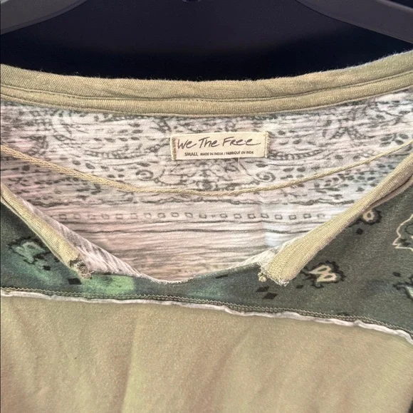 We the Free Bell Sleeve Tee. - Picture 2 of 6
